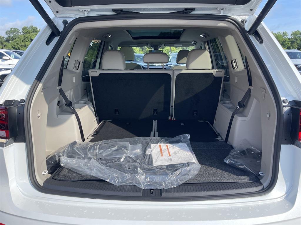 new 2025 Volkswagen Atlas car, priced at $53,521