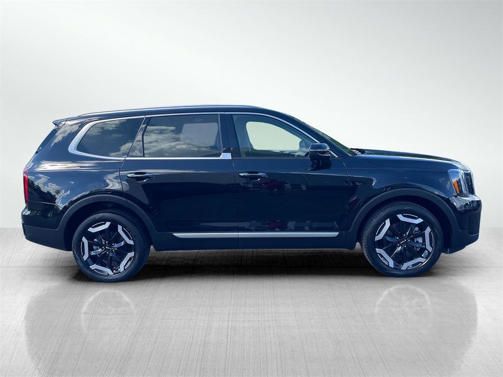 used 2024 Kia Telluride car, priced at $33,992
