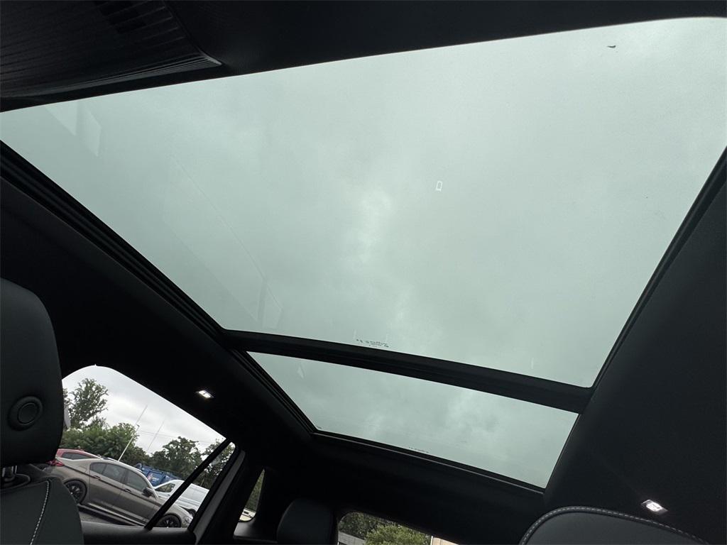 new 2025 Volkswagen Tiguan car, priced at $37,565