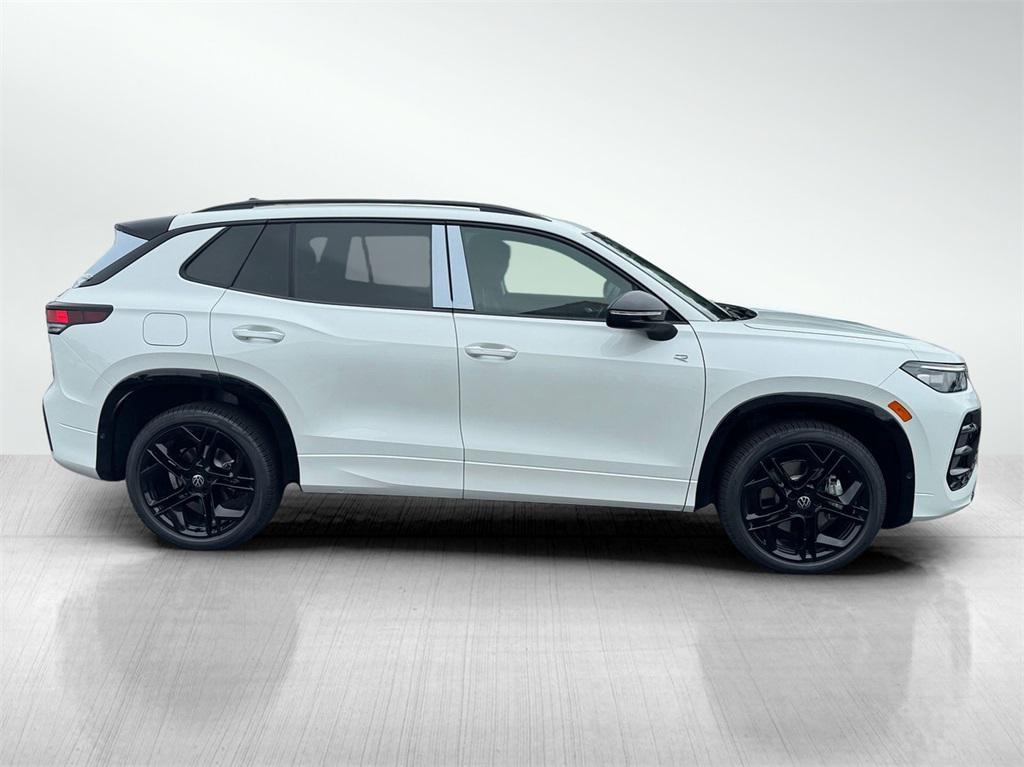 new 2025 Volkswagen Tiguan car, priced at $37,565