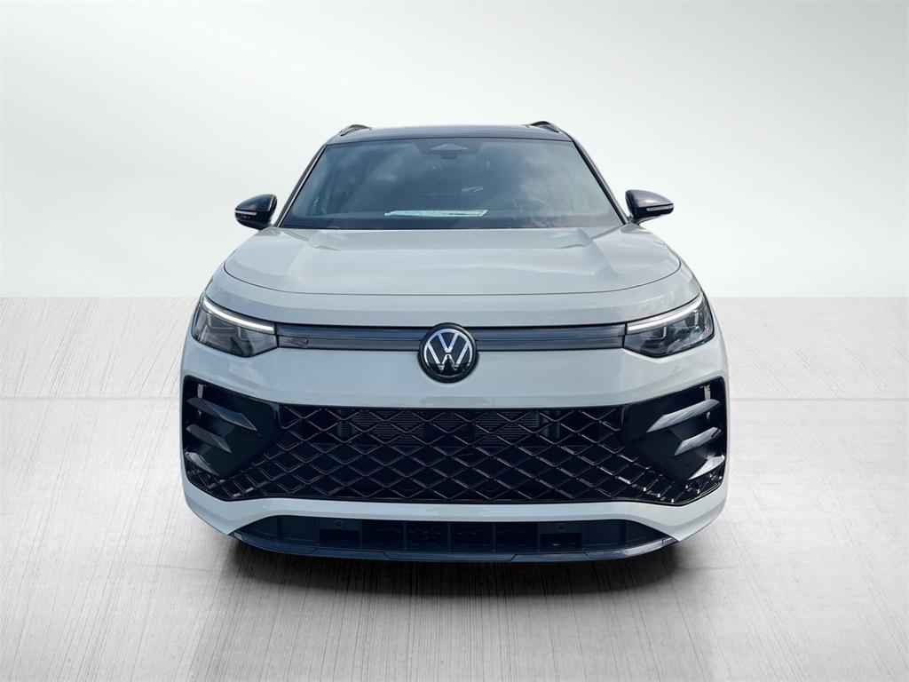 new 2025 Volkswagen Tiguan car, priced at $38,518