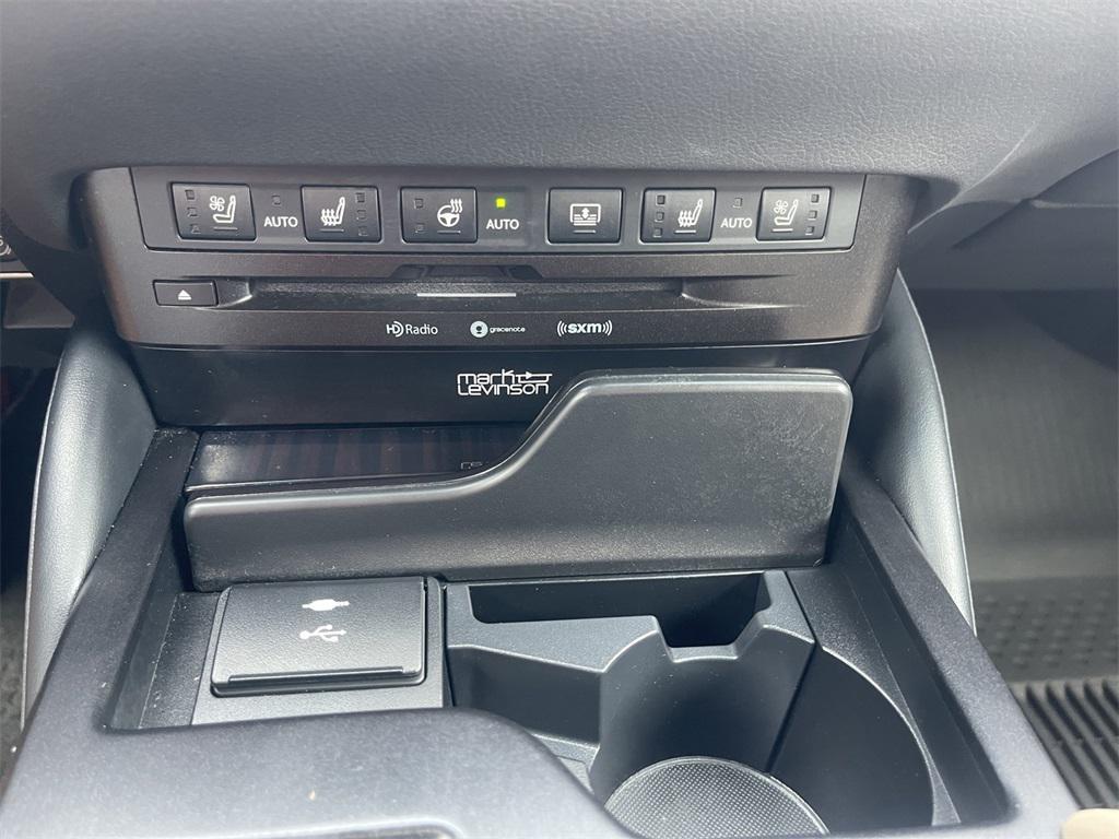 used 2021 Lexus ES 300h car, priced at $36,491