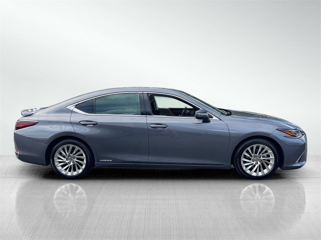 used 2021 Lexus ES 300h car, priced at $36,491