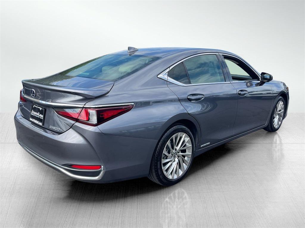 used 2021 Lexus ES 300h car, priced at $36,491