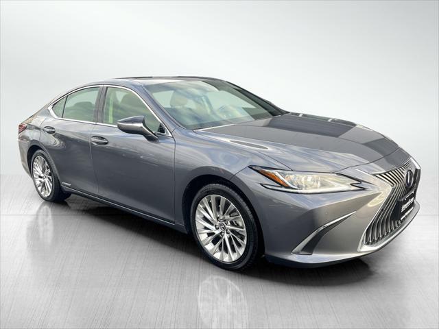 used 2019 Lexus ES 300h car, priced at $30,991