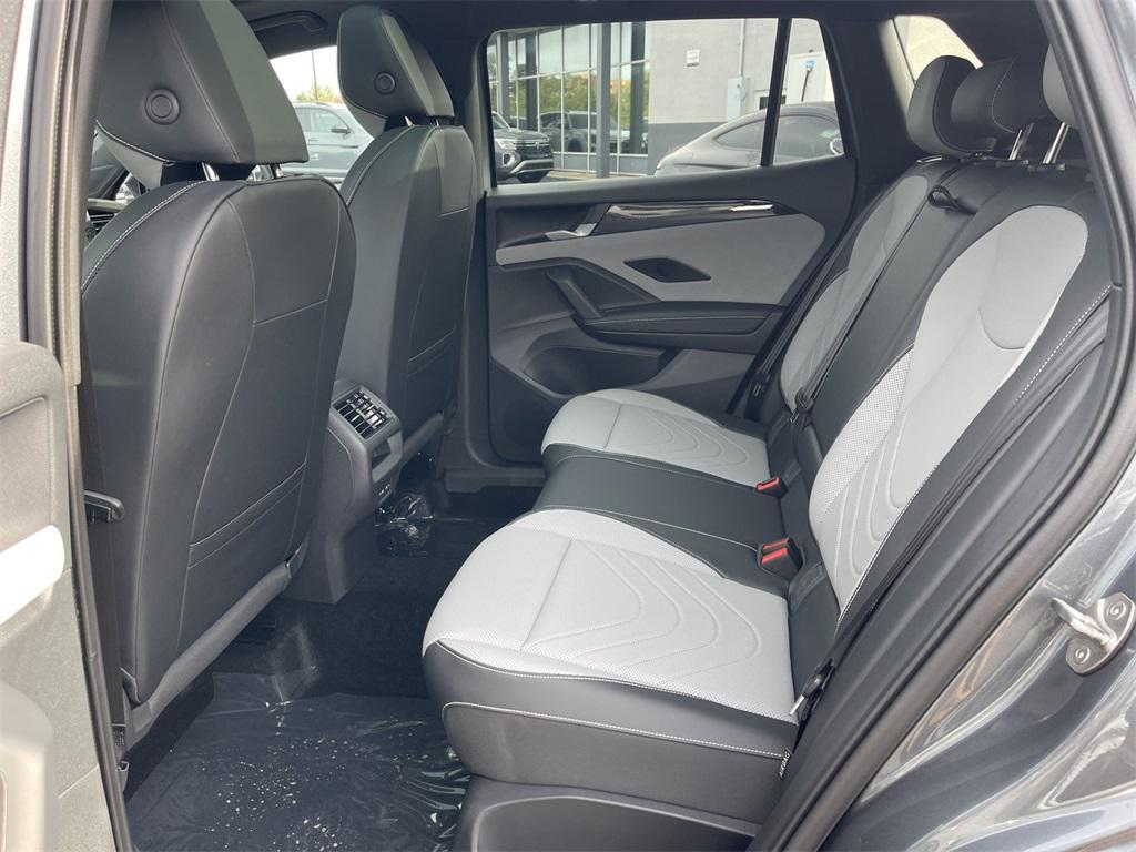 new 2026 Volkswagen Tiguan car, priced at $39,654