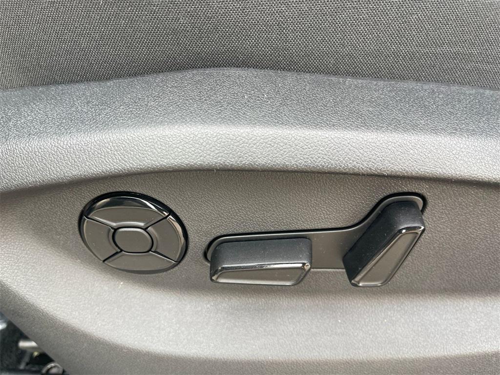 new 2026 Volkswagen Tiguan car, priced at $39,654