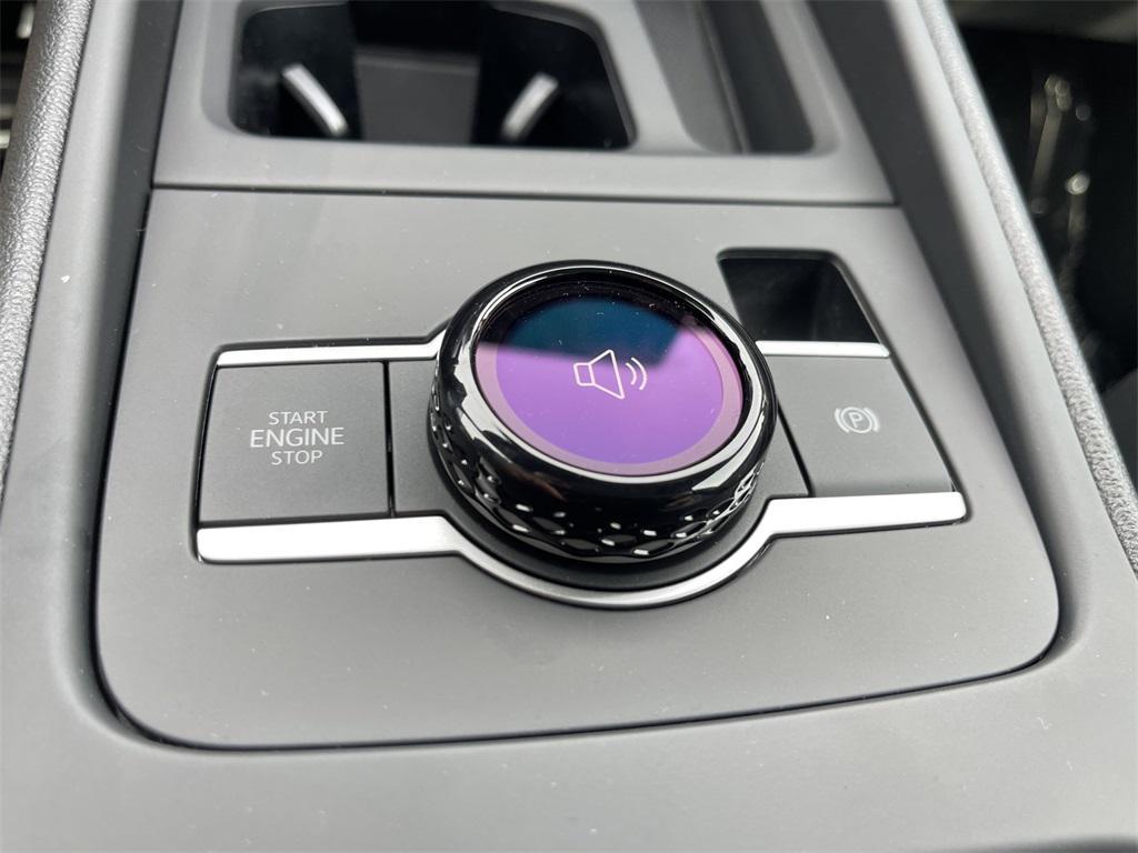 new 2026 Volkswagen Tiguan car, priced at $39,654