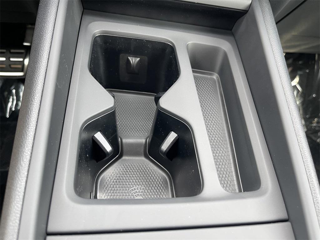 new 2026 Volkswagen Tiguan car, priced at $39,654