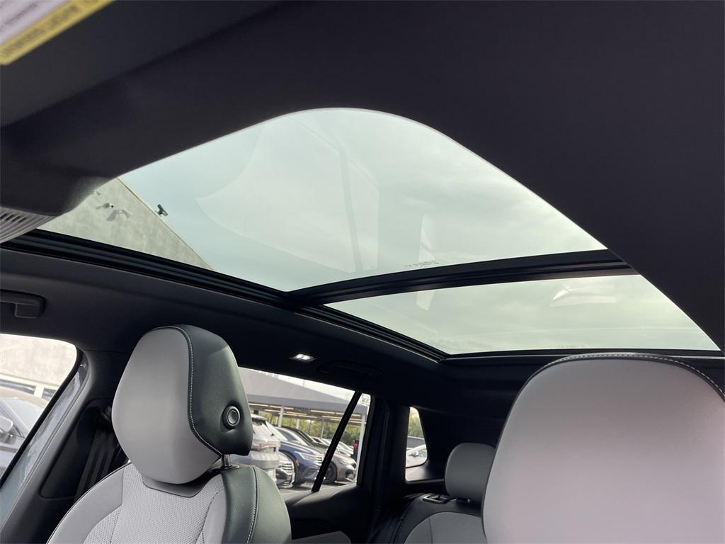 new 2026 Volkswagen Tiguan car, priced at $39,654