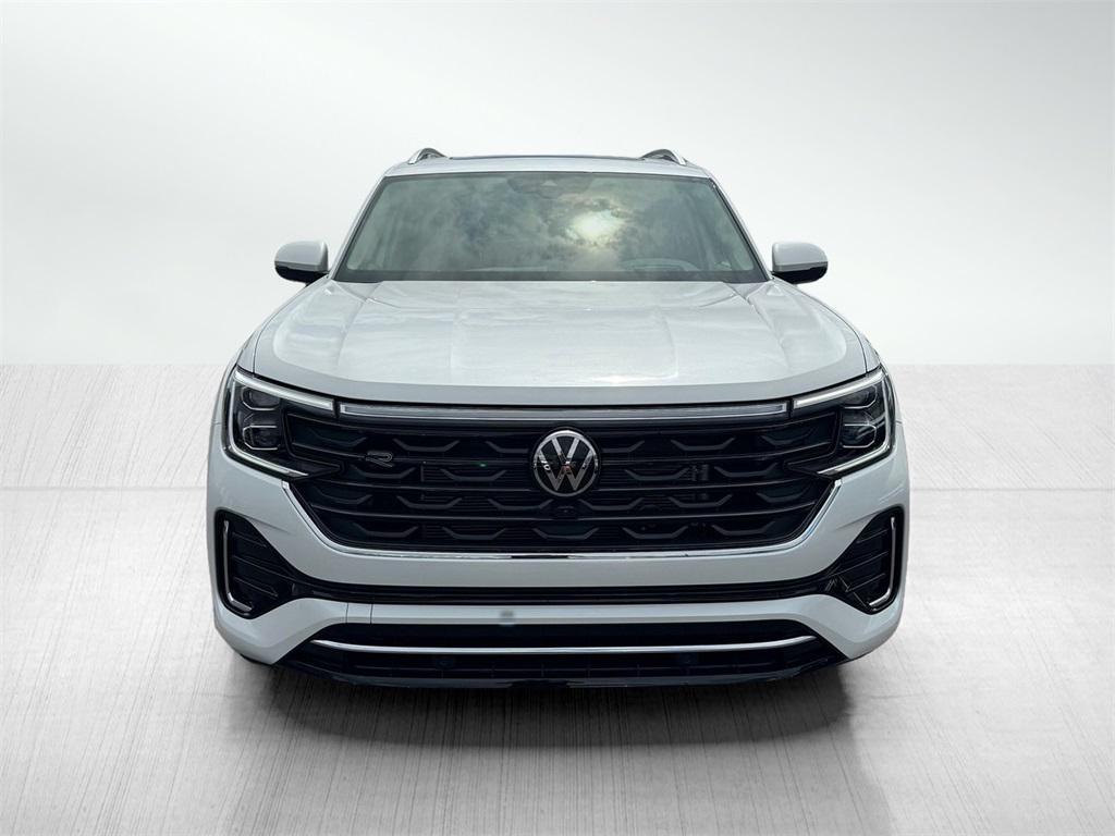 new 2025 Volkswagen Atlas car, priced at $54,196