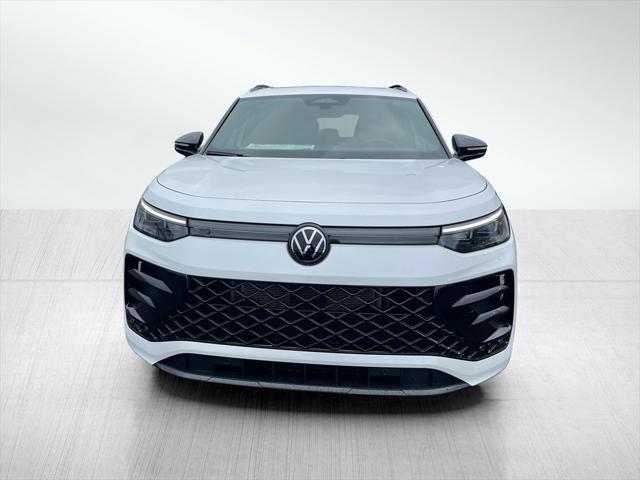 new 2025 Volkswagen Tiguan car, priced at $37,582