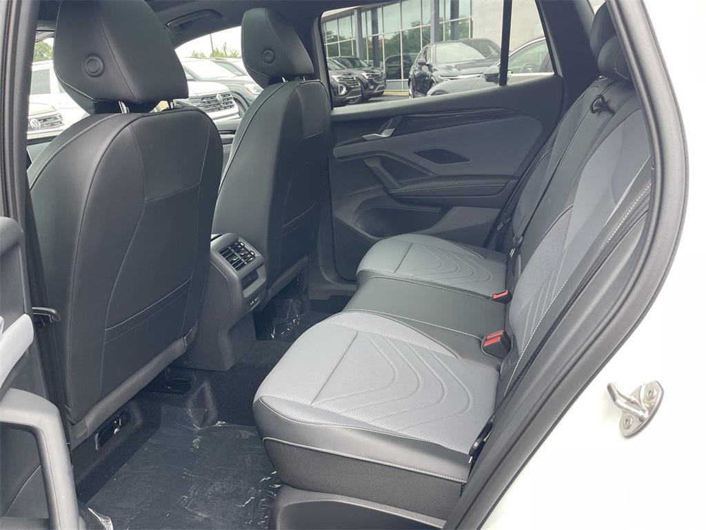 new 2025 Volkswagen Tiguan car, priced at $37,582