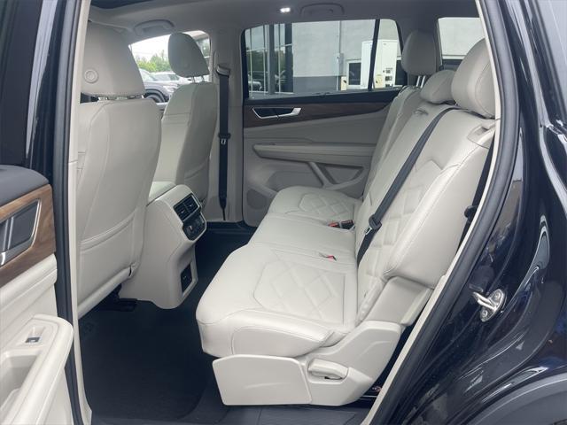 new 2025 Volkswagen Atlas car, priced at $45,061