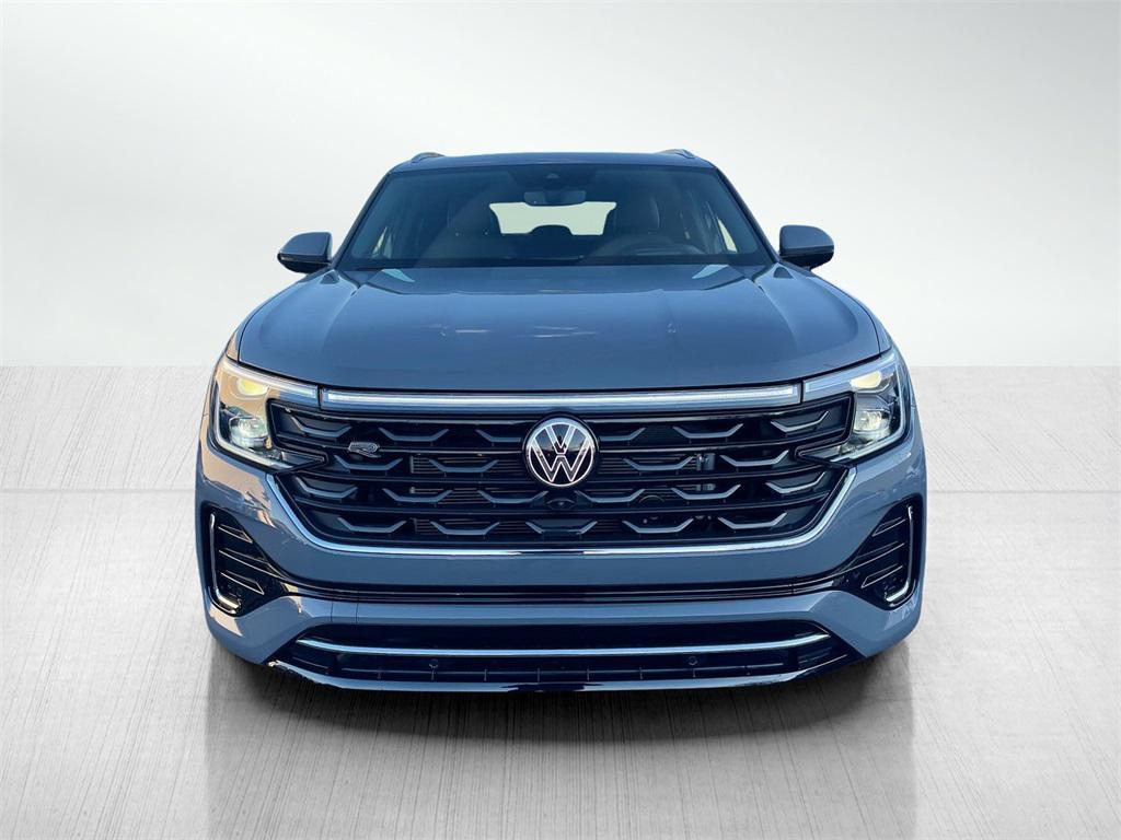 new 2026 Volkswagen Atlas Cross Sport car, priced at $53,926