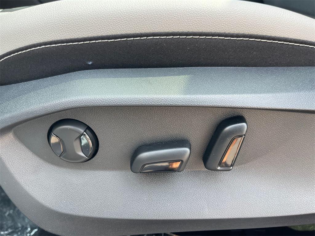 new 2025 Volkswagen Taos car, priced at $30,719