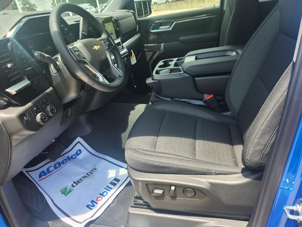 new 2025 Chevrolet Silverado 1500 car, priced at $51,190