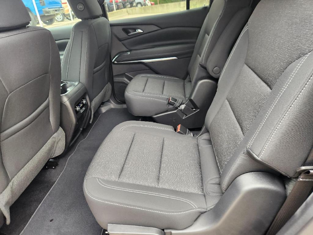 new 2026 Chevrolet Traverse car, priced at $43,814