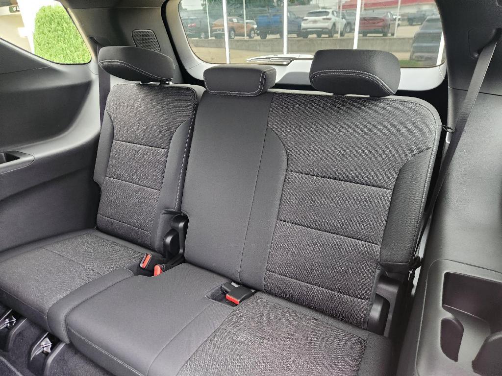 new 2026 Chevrolet Traverse car, priced at $43,814