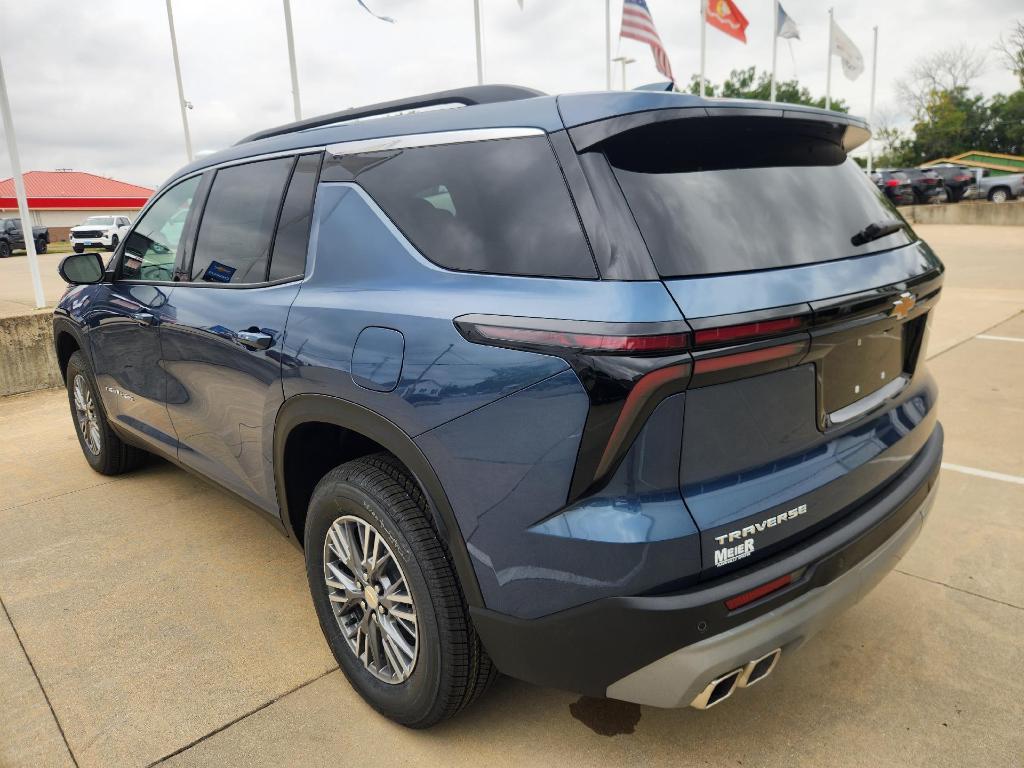 new 2026 Chevrolet Traverse car, priced at $43,814