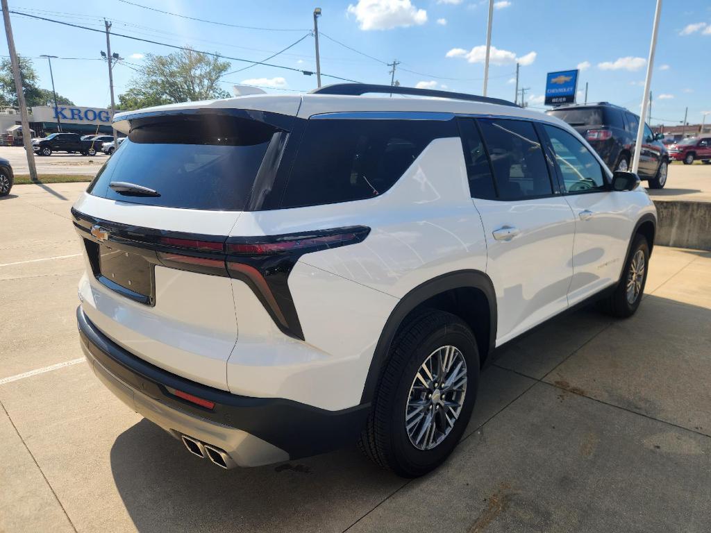 new 2026 Chevrolet Traverse car, priced at $43,814
