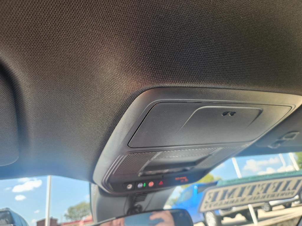 new 2026 Chevrolet Traverse car, priced at $43,814