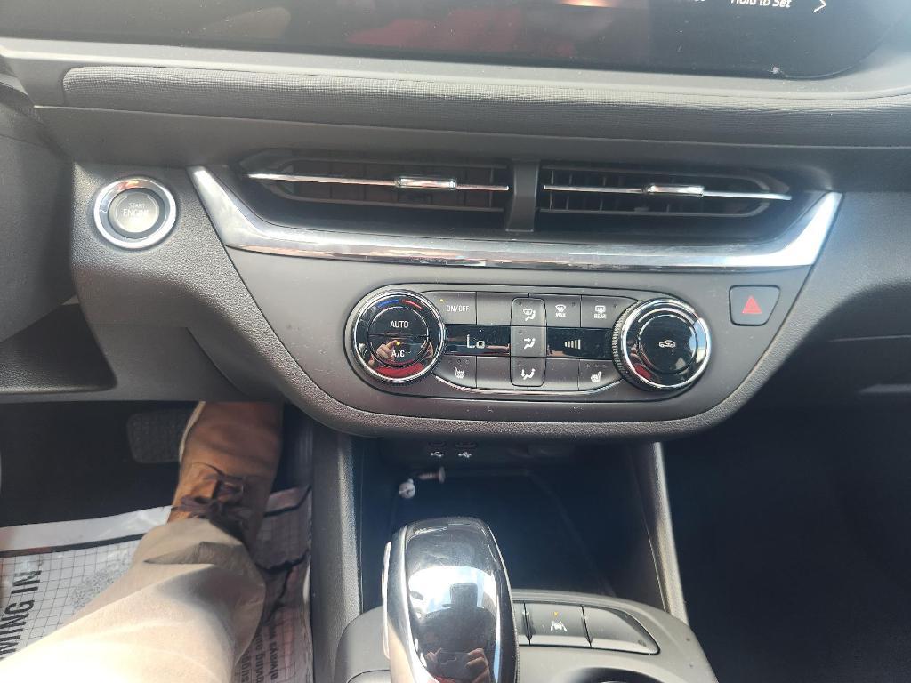 used 2024 Buick Envista car, priced at $25,973