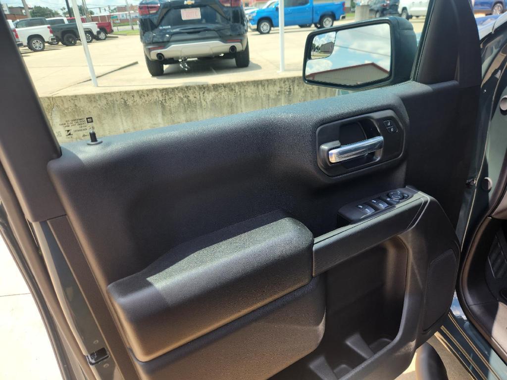 new 2025 Chevrolet Silverado 1500 car, priced at $47,770