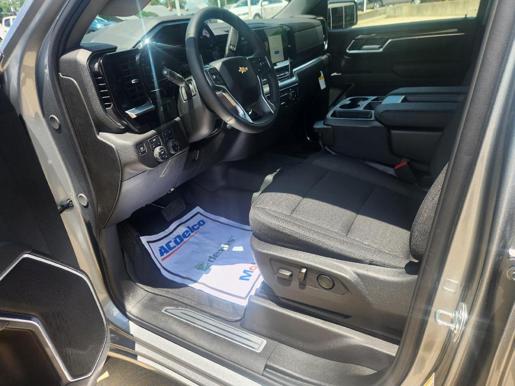 new 2025 Chevrolet Silverado 1500 car, priced at $56,920