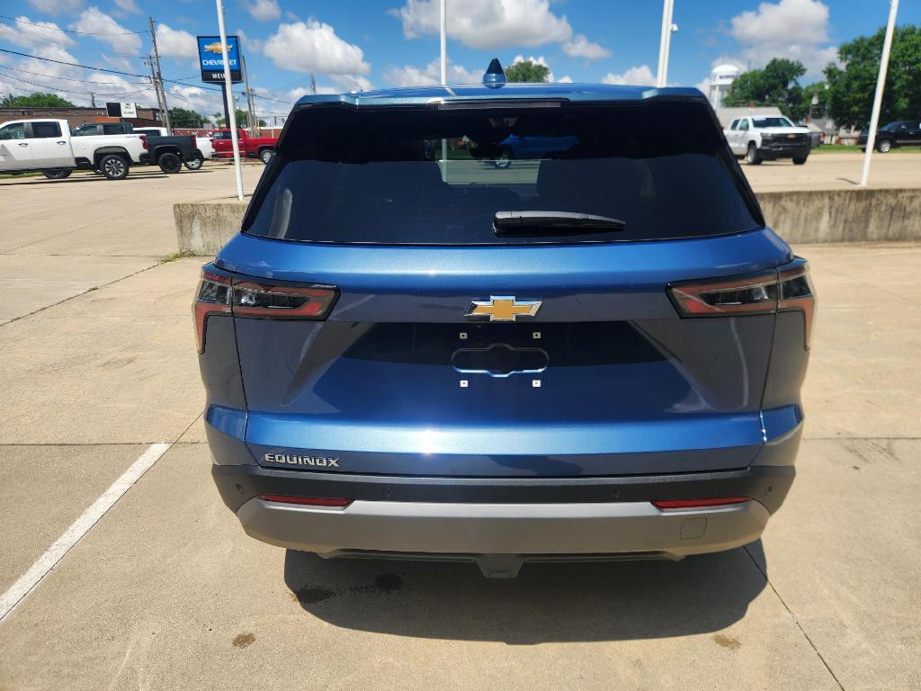 new 2026 Chevrolet Equinox car, priced at $33,580