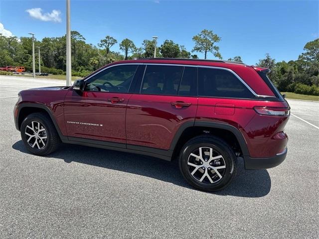 new 2025 Jeep Grand Cherokee car, priced at $46,689