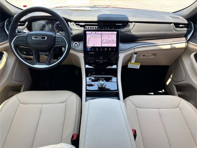 new 2025 Jeep Grand Cherokee car, priced at $46,689