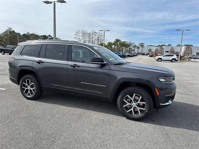 new 2025 Jeep Grand Cherokee L car, priced at $49,610