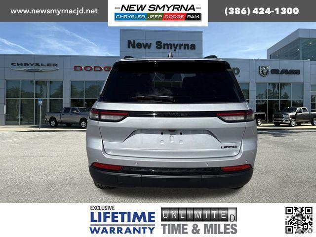new 2025 Jeep Grand Cherokee car, priced at $42,573