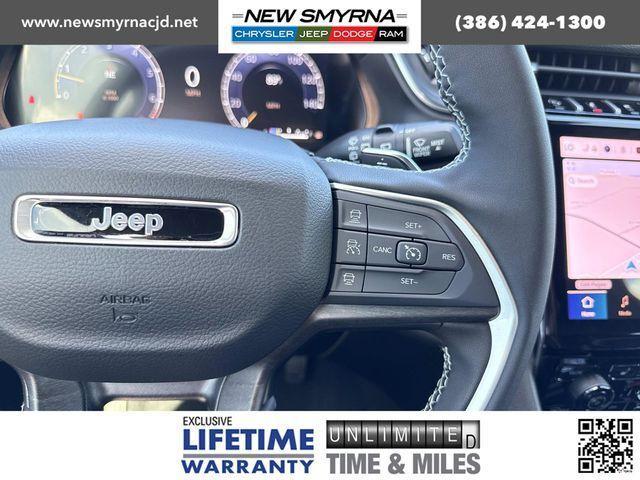 new 2025 Jeep Grand Cherokee car, priced at $42,573