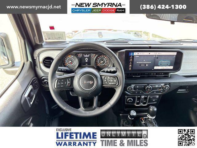new 2025 Jeep Wrangler car, priced at $47,895