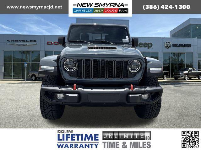 new 2025 Jeep Gladiator car, priced at $59,492