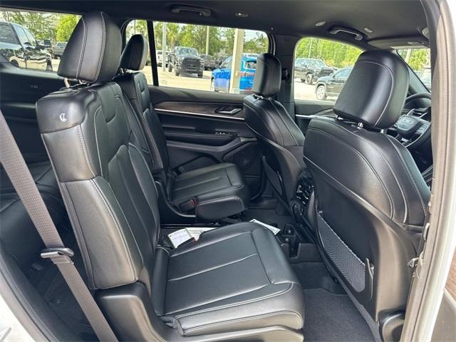 new 2025 Jeep Grand Cherokee L car, priced at $48,406