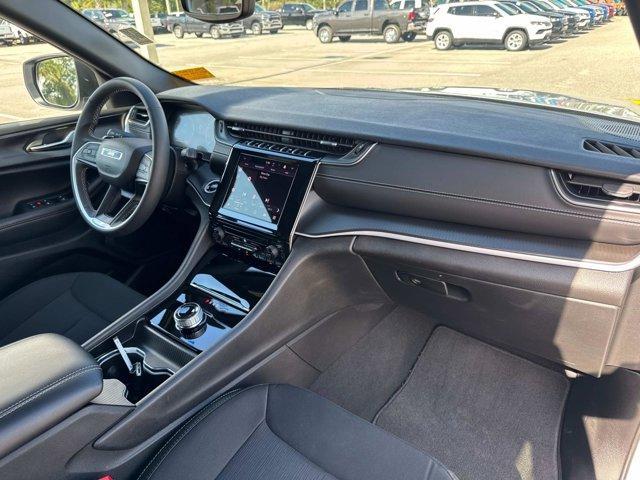 used 2025 Jeep Grand Cherokee car, priced at $33,888
