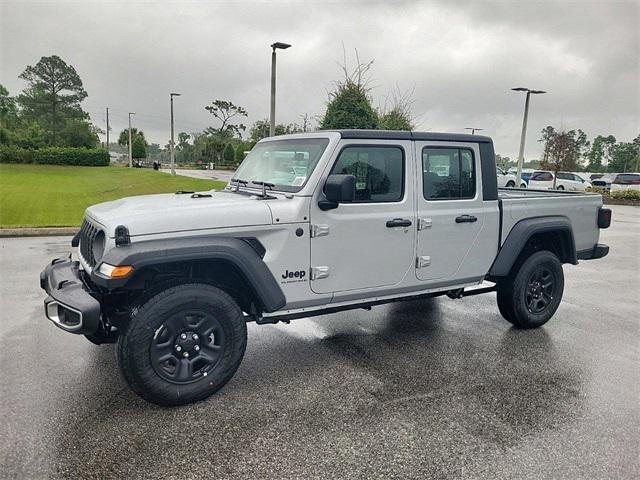 new 2024 Jeep Gladiator car, priced at $35,704