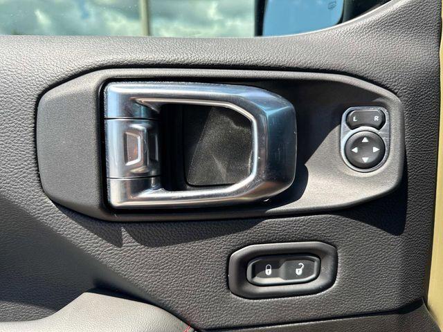 new 2025 Jeep Wrangler car, priced at $68,715