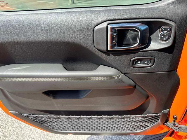 new 2025 Jeep Wrangler car, priced at $54,555