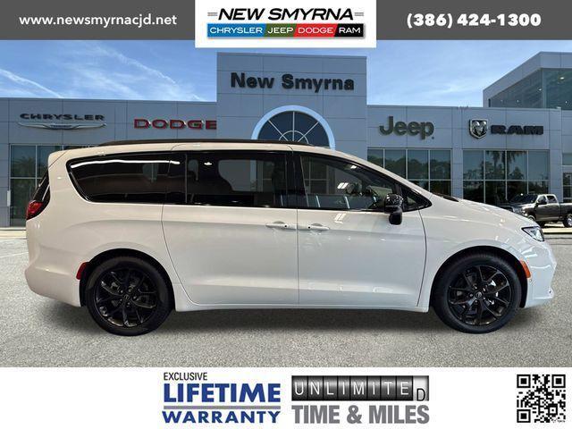 new 2026 Chrysler Pacifica car, priced at $52,042