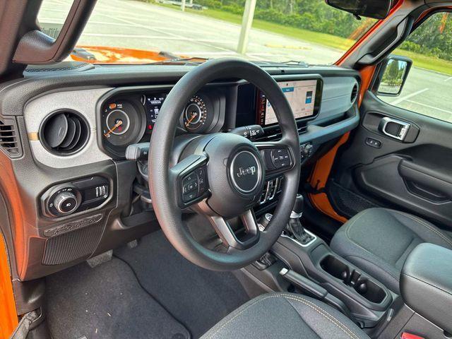 new 2025 Jeep Wrangler car, priced at $39,588