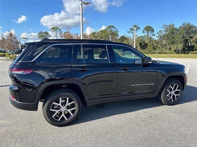 new 2025 Jeep Grand Cherokee car, priced at $41,761