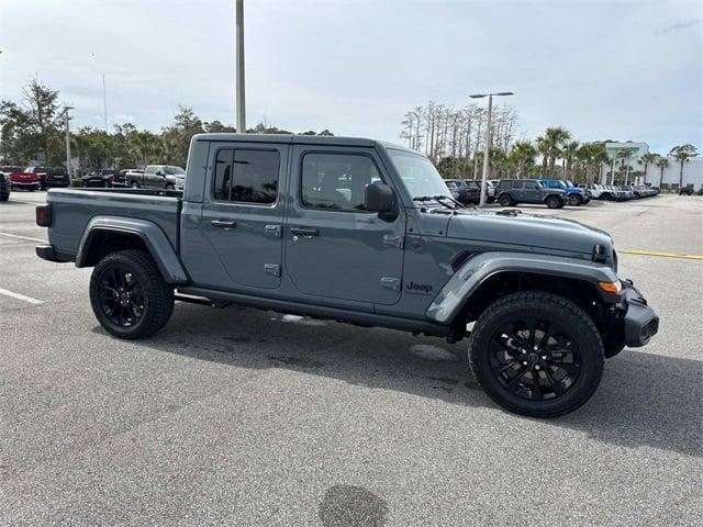 new 2025 Jeep Gladiator car, priced at $45,595