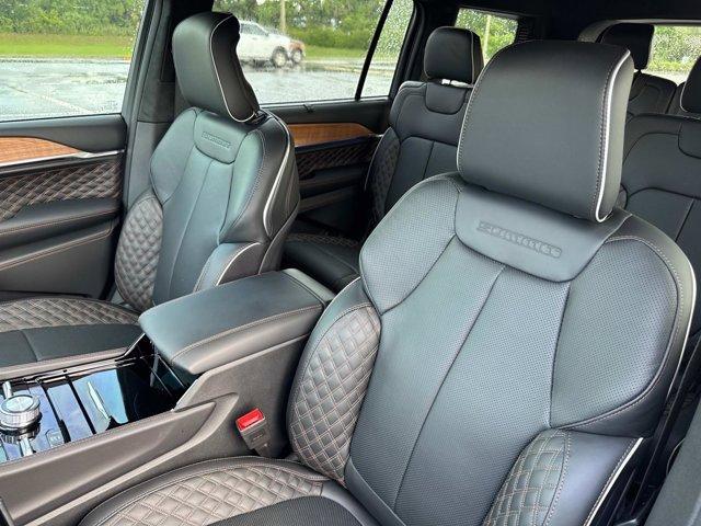 new 2025 Jeep Grand Cherokee L car, priced at $72,106