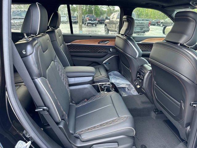 new 2025 Jeep Grand Cherokee L car, priced at $72,106