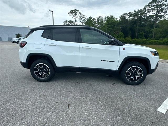 new 2024 Jeep Compass car, priced at $38,494