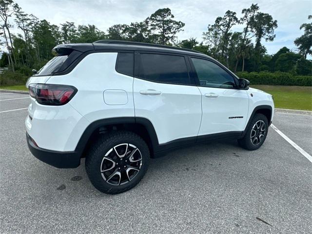 new 2024 Jeep Compass car, priced at $38,494